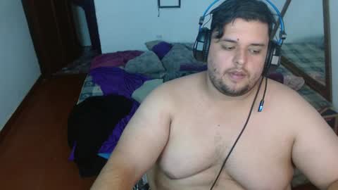 Snapshot of altairstudiosboy chatting on 12.16.24 Jhosep online show from 12.16.24