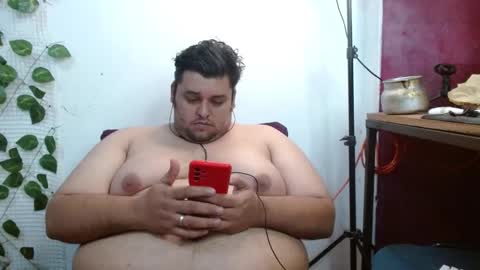 Snapshot of altairstudiosboy chatting on 02.24.25 Jhosep online show from 02.24.25