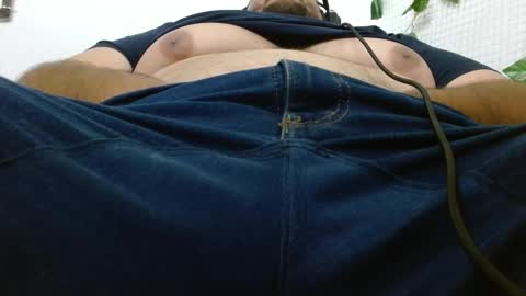 Snapshot of altairstudiosboy chatting on 10.14.25 Jhosep online show from 10.14.25