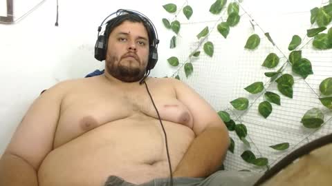 Snapshot of altairstudiosboy chatting on 10.17.25 Jhosep online show from 10.17.25