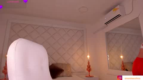 Snapshot of amanda_colin chatting on 10.03.25 Amanda online show from 10.03.25