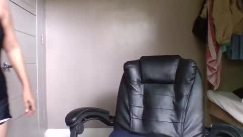 Snapshot of amanda_pinaymama chatting on 10.26.25 amanda online show from 10.26.25