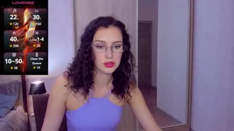 Snapshot of amandaair chatting on 10.24.25 AmandaAir online show from 10.24.25