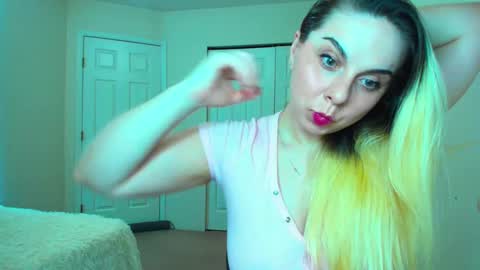 Snapshot of amandainbloom chatting on 02.24.25 Amanda online show from 02.24.25