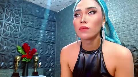 Snapshot of amandaleon chatting on 01.06.25 amandaleon online show from 01.06.25