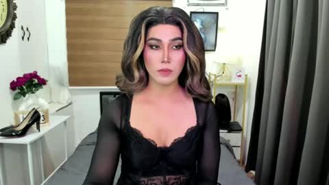 Snapshot of amandaleon chatting on 09.16.25 amandaleon online show from 09.16.25