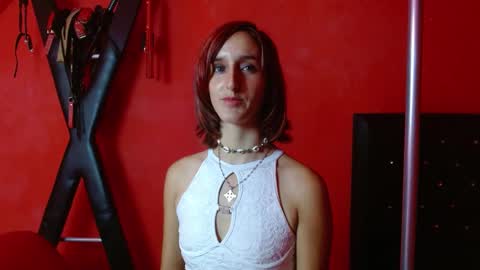 Snapshot of ambar_roux1 chatting on 03.11.25 ambar_roux1 online show from 03.11.25