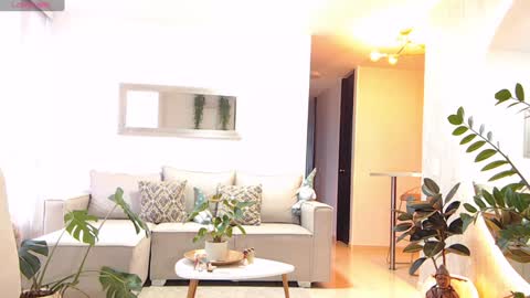 Snapshot of ambarhill chatting on 12.22.24 Ambar online show from 12.22.24