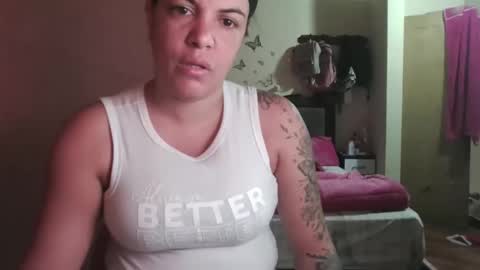 Snapshot of ambarmilf09 chatting on 10.13.25 ambarmilf09 online show from 10.13.25