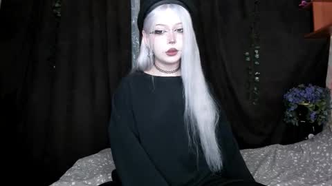 Snapshot of amelia__miller chatting on 11.01.25 Amelia online show from 11.01.25