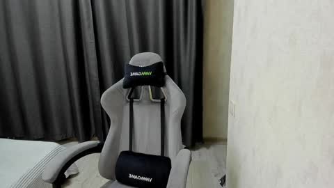 Snapshot of ameliecameron chatting on 12.08.24 amelie online show from 12.08.24