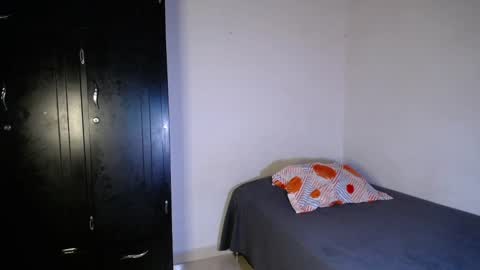 Snapshot of amelycaro chatting on 01.02.25 Amely  online show from 01.02.25