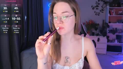 Snapshot of ami_amour_ chatting on 02.09.25 Hi-hi I am Kate welcome to my sexy room online show from 02.09.25