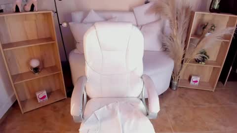 Snapshot of amy_kiitty chatting on 12.27.24 online show from 12.27.24