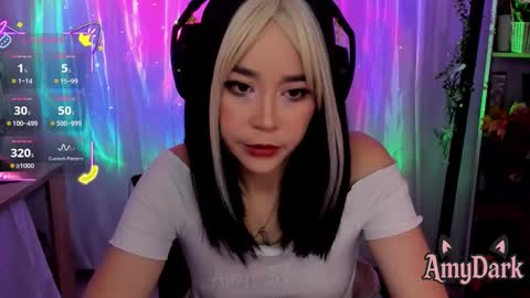 Snapshot of amydarkk chatting on 10.05.25 Amy online show from 10.05.25