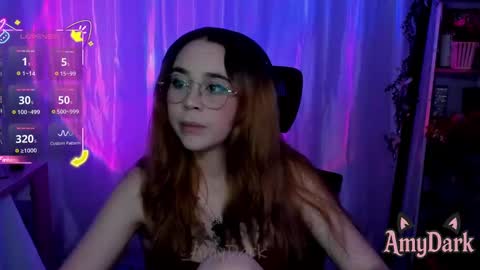 Snapshot of amydarkk chatting on 10.10.25 Amy online show from 10.10.25
