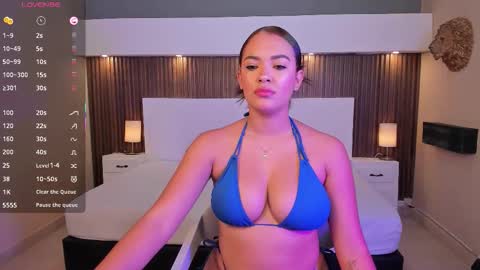 amyjohnsonn online show from 10.20.25