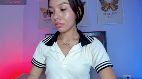 Snapshot of amysc chatting on 12.18.24 Amy online show from 12.18.24