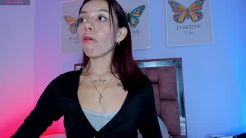 Snapshot of amysc chatting on 01.13.25 Amy online show from 01.13.25