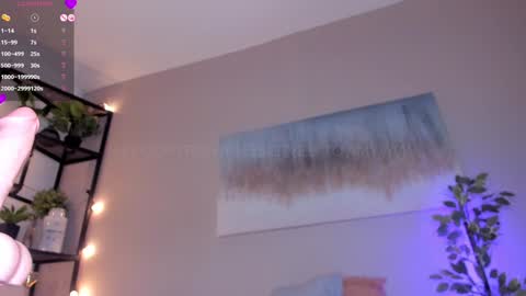 Snapshot of amyw0w chatting on 01.09.25 IG amyw0w online show from 01.09.25