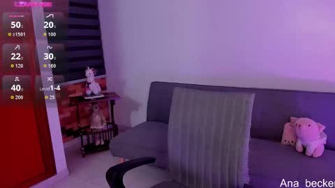 Snapshot of ana_becker1 chatting on 09.17.25 Ana online show from 09.17.25