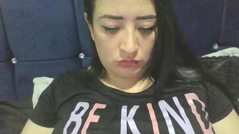 Snapshot of ana_lovexx2 chatting on 09.11.25 Ana online show from 09.11.25