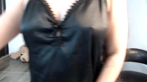 Snapshot of ana_maria_1606 chatting on 02.12.25 Maria online show from 02.12.25