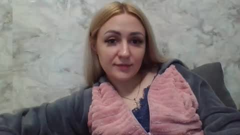 analqueen2024 online show from 10.17.25