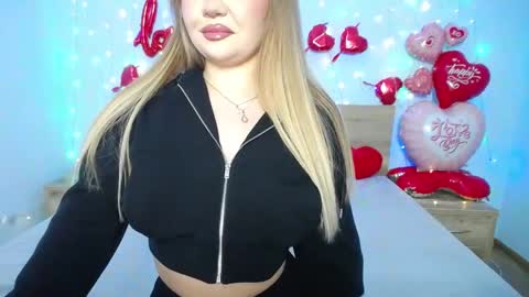 Snapshot of anastacyyellig chatting on 02.08.25 anastacyyellig online show from 02.08.25