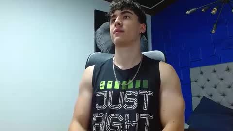 Snapshot of andre_parker chatting on 12.02.24 Andre Parker online show from 12.02.24