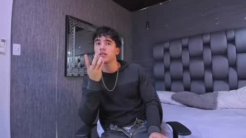 Snapshot of andre_parker chatting on 12.05.24 Andre Parker online show from 12.05.24