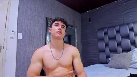 Snapshot of andre_parker chatting on 01.22.25 Andre Parker online show from 01.22.25