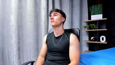 Snapshot of andre_parker chatting on 01.31.25 Andre Parker online show from 01.31.25