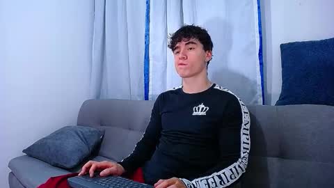 Snapshot of andre_parker chatting on 09.14.25 Andre Parker online show from 09.14.25