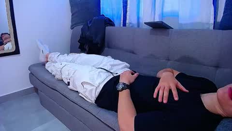 Snapshot of andre_parker chatting on 10.19.25 Andre Parker online show from 10.19.25