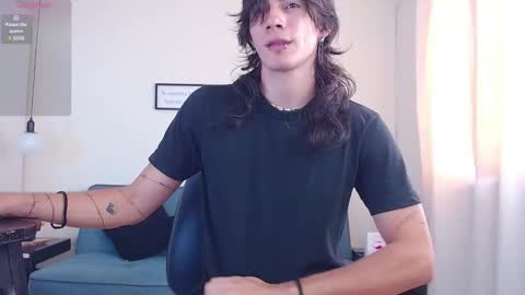 Snapshot of andreey50 chatting on 03.10.25 Andrey online show from 03.10.25