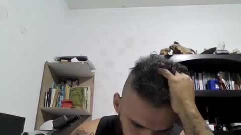 Snapshot of andrew_jaay chatting on 11.02.25 andrew_jaay online show from 11.02.25