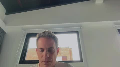 Snapshot of andy0pandi chatting on 02.08.25 Andrew online show from 02.08.25