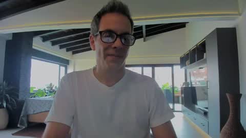 Snapshot of andy0pandi chatting on 02.18.25 Andrew online show from 02.18.25