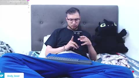 Snapshot of andy_bunny_lover chatting on 11.05.25 ANDY online show from 11.05.25