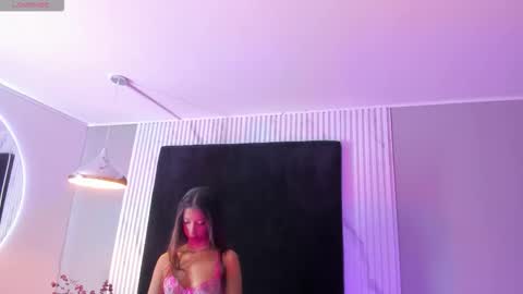 ANEE SAVAL online show from 10.04.25