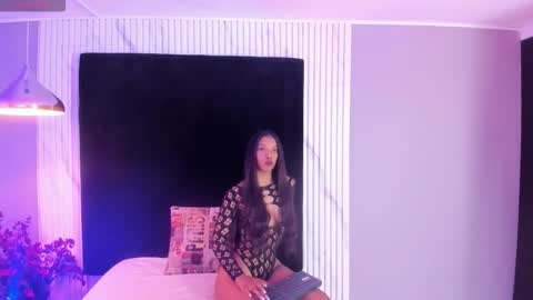 ANEE SAVAL online show from 10.17.25