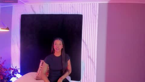 ANEE SAVAL online show from 10.18.25