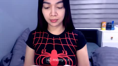 Snapshot of angel_shooter chatting on 02.28.25 angel_shooter online show from 02.28.25