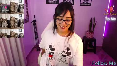 Snapshot of angela_lauren chatting on 01.07.25 Angela online show from 01.07.25