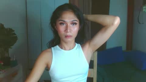 Snapshot of angela_mccollins chatting on 12.02.24 angela online show from 12.02.24