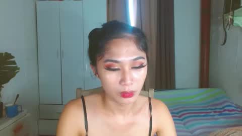 Snapshot of angela_mccollins chatting on 01.10.25 angela online show from 01.10.25