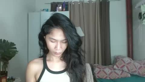 Snapshot of angela_mccollins chatting on 02.06.25 angela online show from 02.06.25