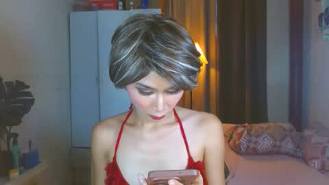 Snapshot of angela_mccollins chatting on 10.16.25 angela online show from 10.16.25