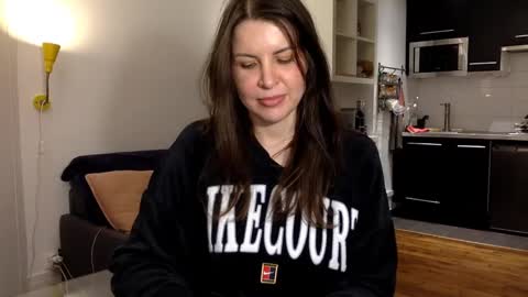 Snapshot of angeladarkk chatting on 01.07.25 Angela online show from 01.07.25